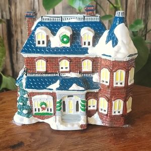 Cape Craftsman 1995 "It's A Wonderful Life" 320 Sycamore